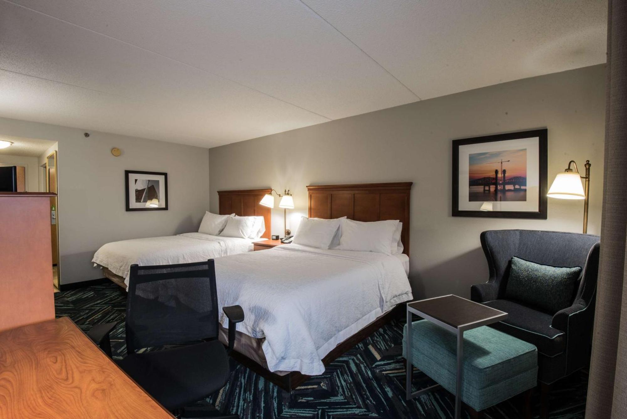 Hampton Inn Clarksville Exterior photo