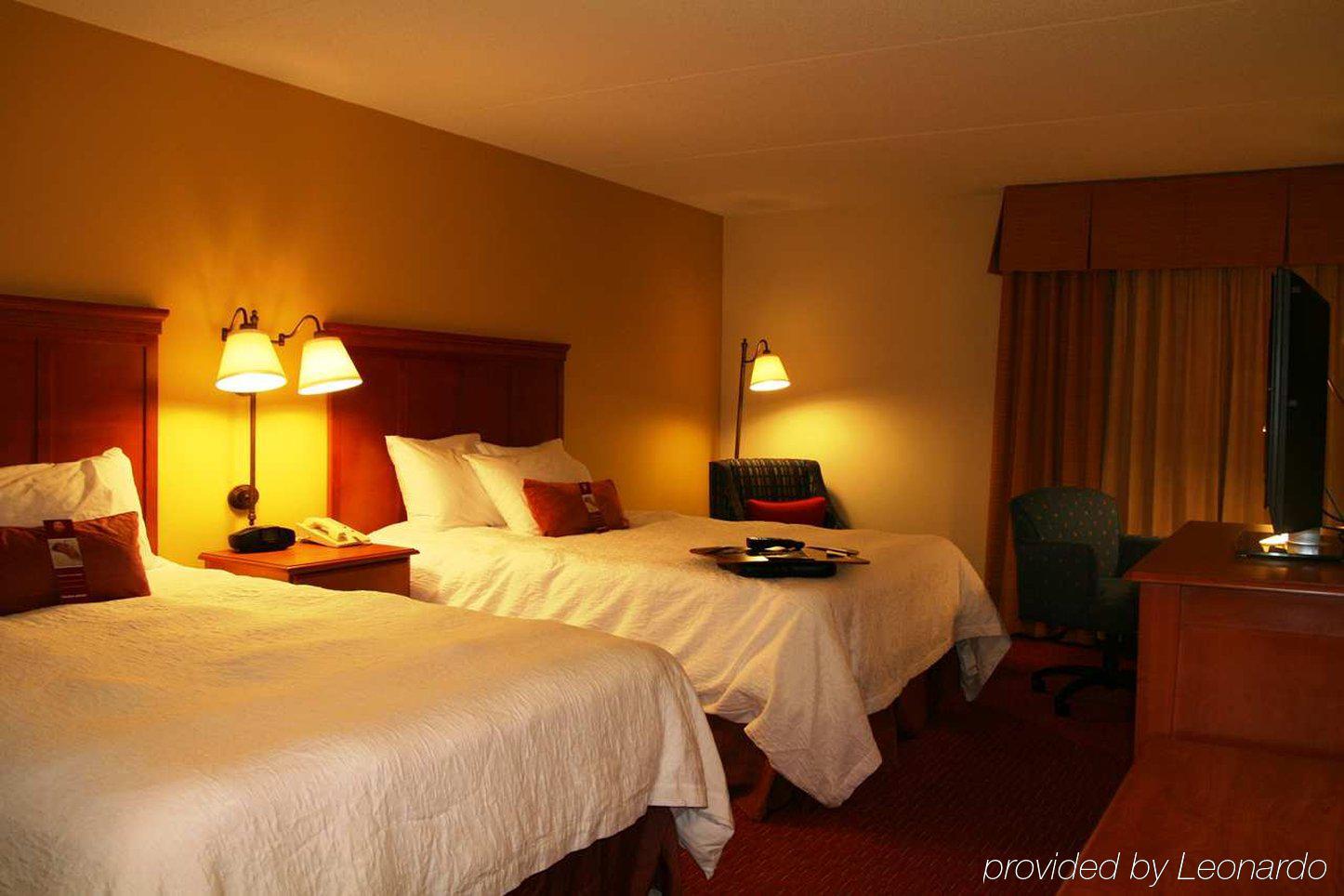 Hampton Inn Clarksville Room photo
